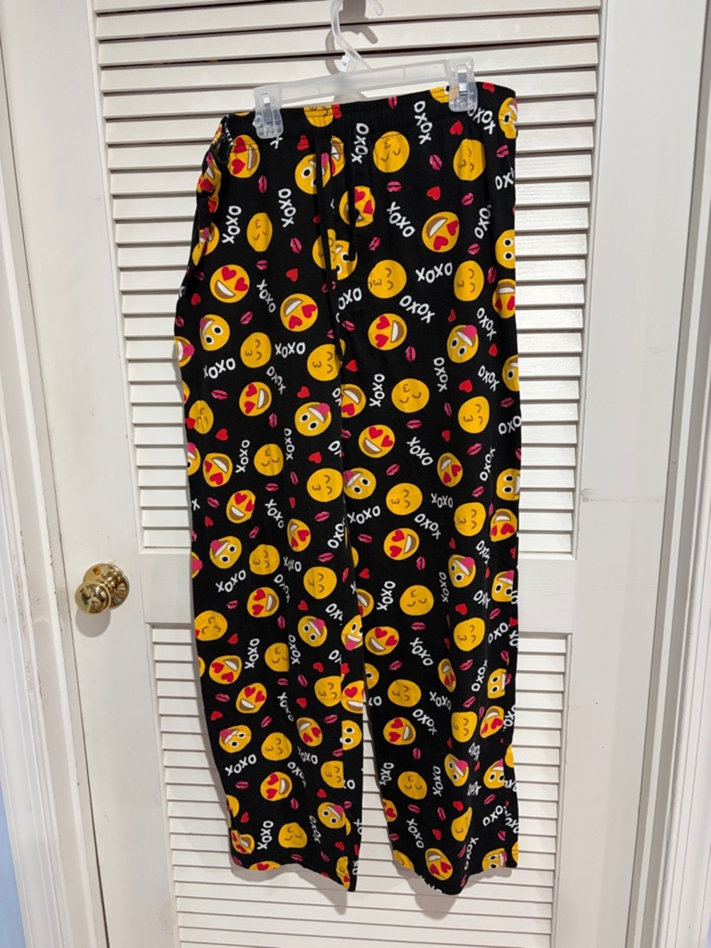 Cozy Emoji Print Pajama Pants - Black
